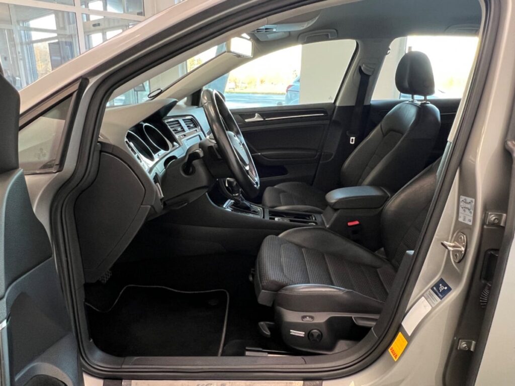 VW Golf VII 1,4 TSi 140 Highline DSG 5d - Billede 4(1)