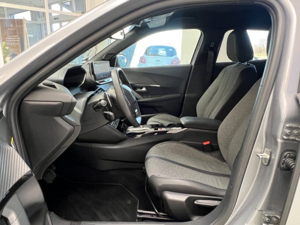 Peugeot 2008 1,2 PureTech 130 Allure Pack EAT8 5d - Billede 4