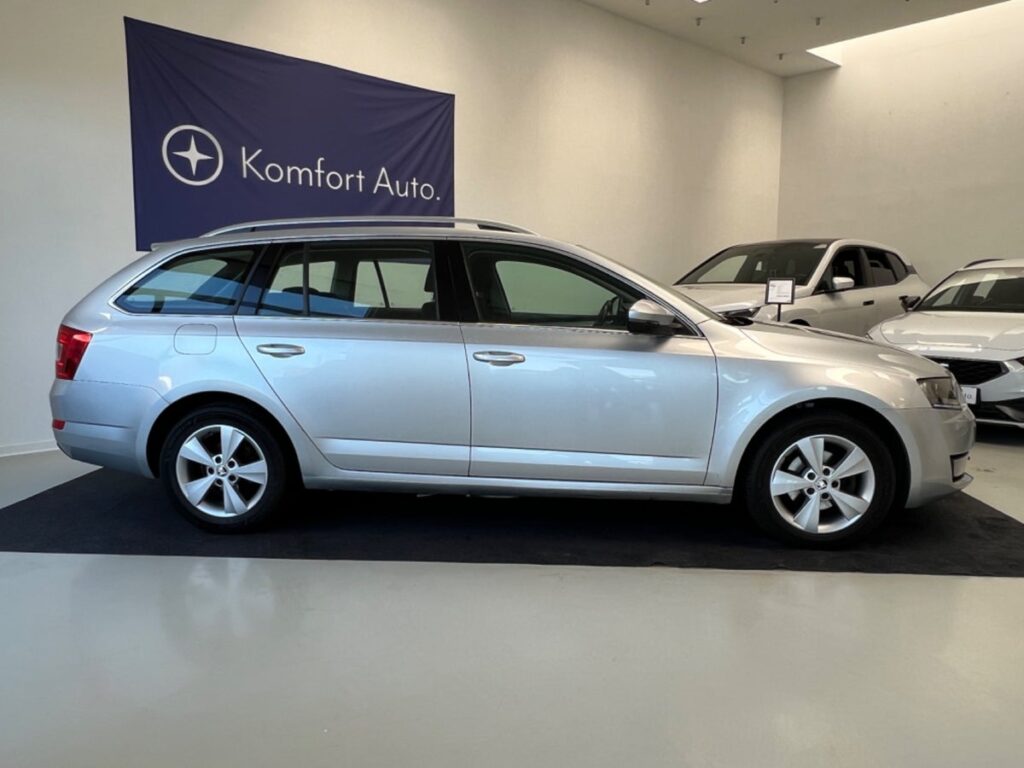 Skoda Octavia 1,6 TDi 110 Style 5d - Billede 3