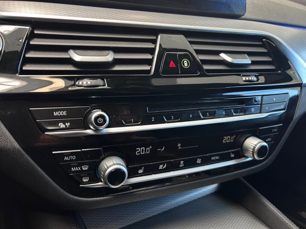BMW 530e 2,0 iPerformance M-Sport aut. 4d - Billede 12