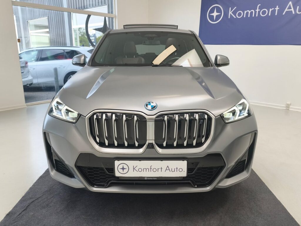 BMW iX1 xDrive30 Fully Charged M-Sport 5d - Billede 2