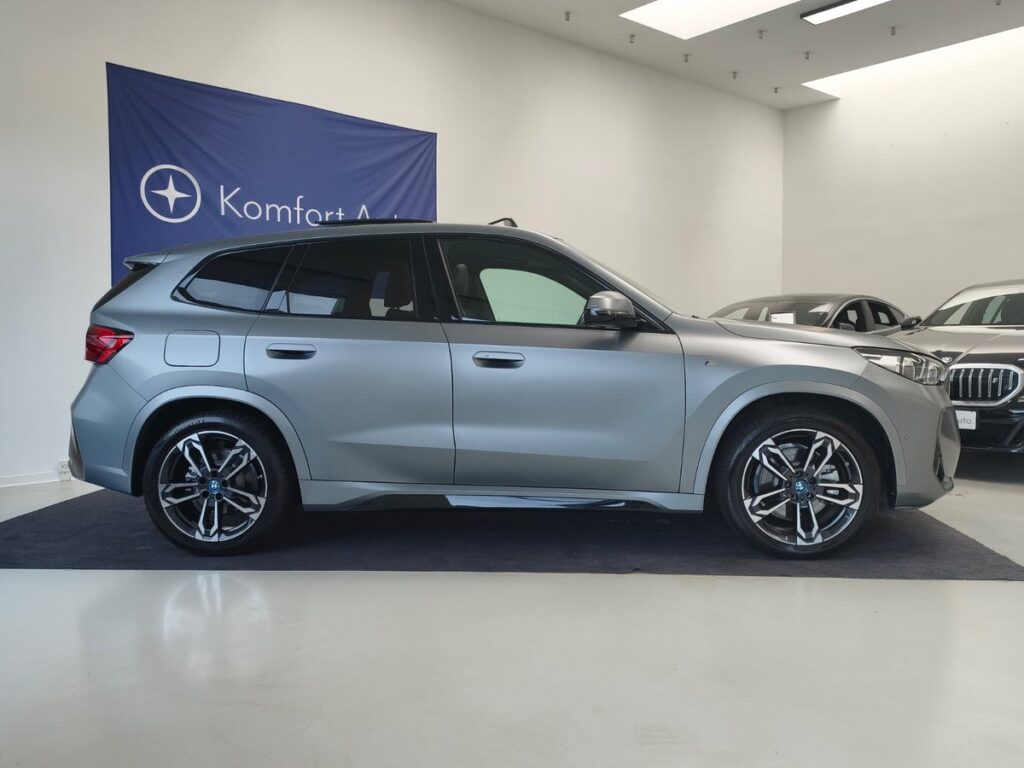 BMW iX1 xDrive30 Fully Charged M-Sport 5d - Billede 3