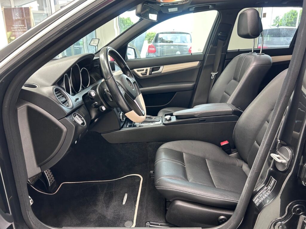 Mercedes C250 2,2 CDi AMG Line stc. aut. 4Matic 5d - Billede 4
