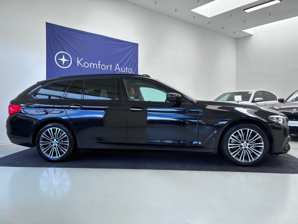 BMW 520d 2,0 Touring Sport Line aut. 5d - Billede 3