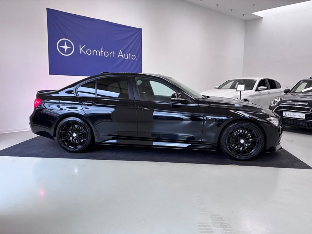 BMW 330d 3,0 M-Sport aut. 4d - Billede 3
