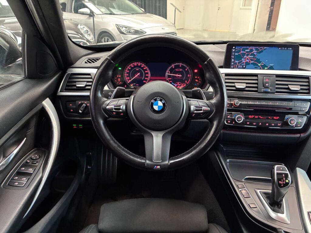 BMW 330d 3,0 M-Sport aut. 4d - Billede 7